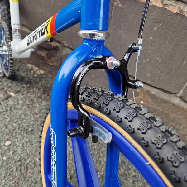 Raleigh Mk 2 Burner Team Special Bike with Blue Skyway Tuff Wheels 5 Raleigh Mk 2 Burner Team Special Bike with Blue Skyway Tuff Wheels - Image 5
