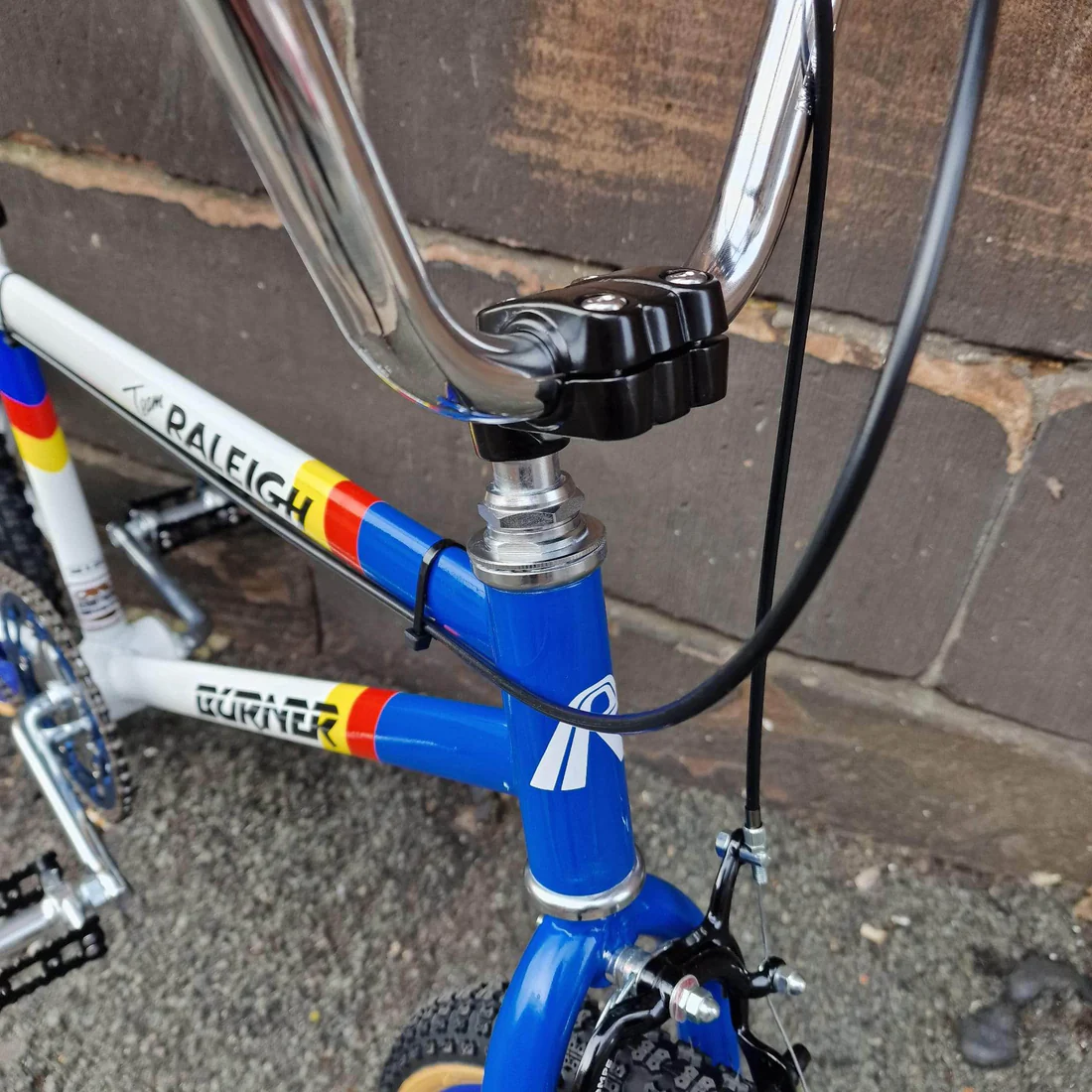 Raleigh Mk 2 Burner Team Special Bike with Blue Skyway Tuff Wheels 6 Raleigh Mk 2 Burner Team Special Bike with Blue Skyway Tuff Wheels - Image 6