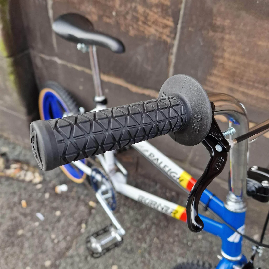 Raleigh Mk 2 Burner Team Special Bike with Blue Skyway Tuff Wheels 7 Raleigh Mk 2 Burner Team Special Bike with Blue Skyway Tuff Wheels - Image 7