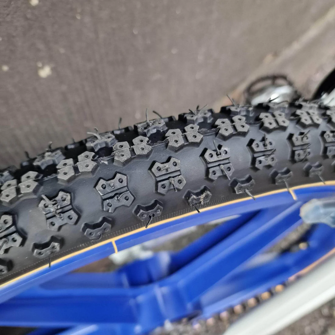 Raleigh Mk 2 Burner Team Special Bike with Blue Skyway Tuff Wheels 12 Raleigh Mk 2 Burner Team Special Bike with Blue Skyway Tuff Wheels - Image 12