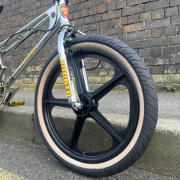 Torker LP-F Custom Bike Gold/Black 7 Torker LP-F Custom Bike Gold/Black - Image 7