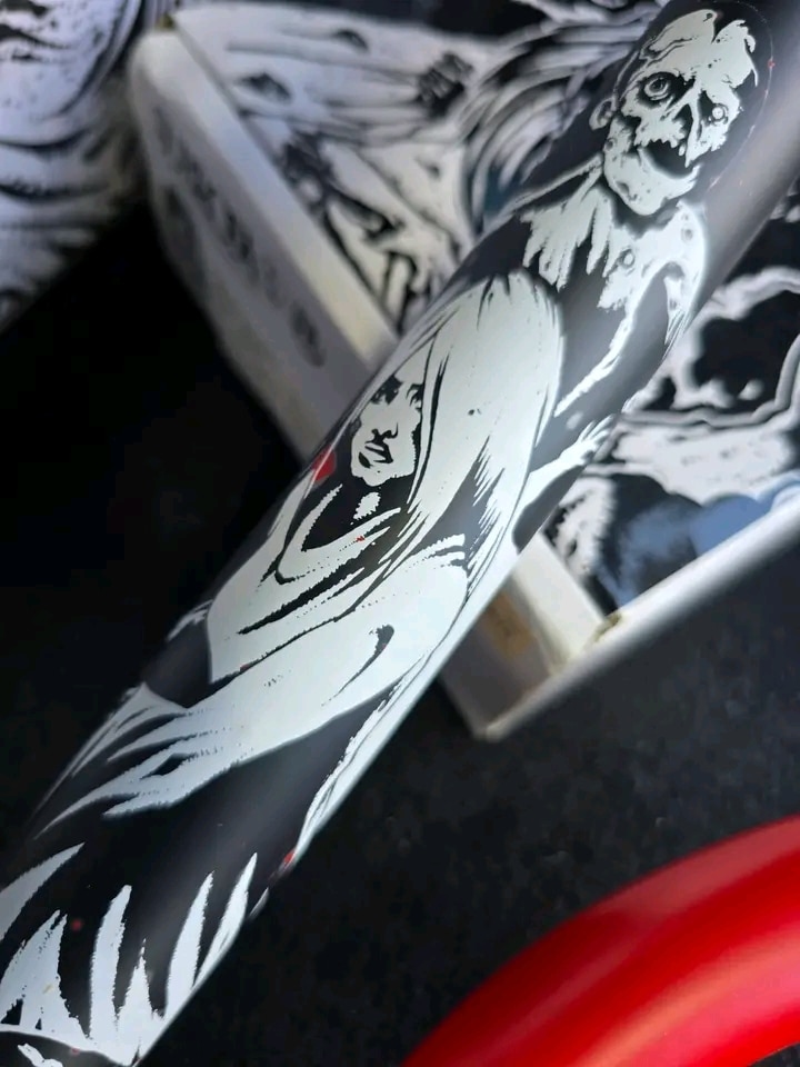 Subrosa Villicus Frame Package Matte Black Red Splatter 4 Subrosa Villicus Frame Package Matte Black Red Splatter - Image 4