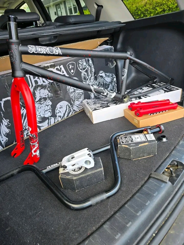 Subrosa Villicus Frame Package Matte Black Red Splatter 14 Subrosa Villicus Frame Package Matte Black Red Splatter - Image 14